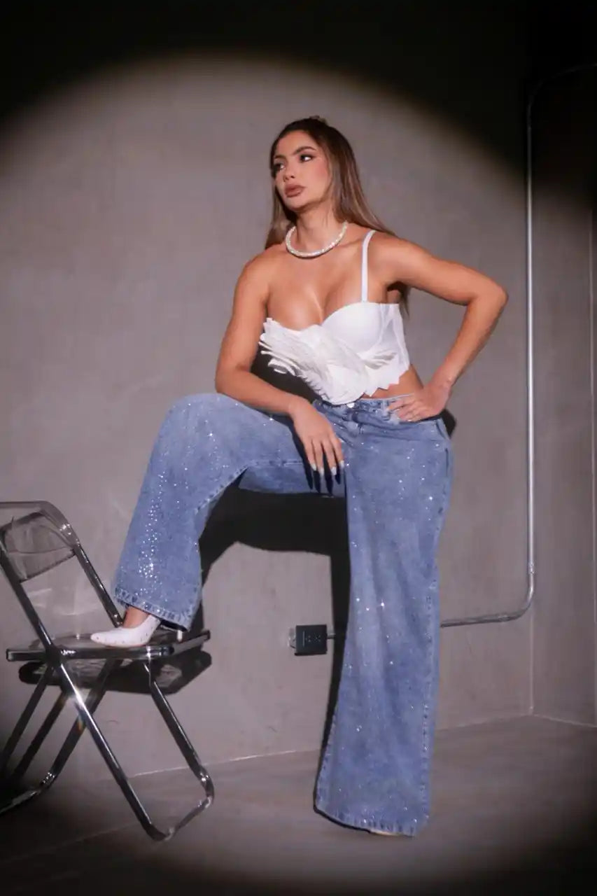 Jeans oversize con brillos